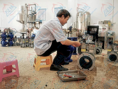 流量计检定图片 流量计检定图片